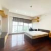 Outstanding golf-view 4 bedrooms in The Link Ciputra for rent (16)