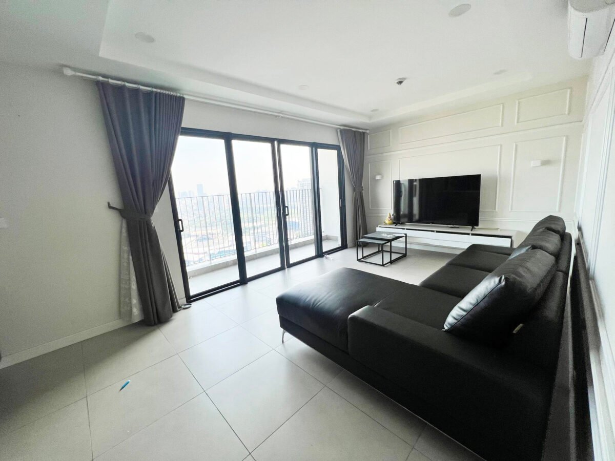 Awesome lake - view 3BDs Kosmo apartment for rent (1)