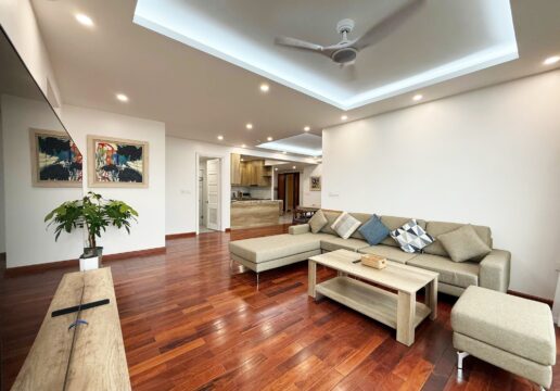 Deluxe 3BDs apartment in E4 Ciputra for rent (1)