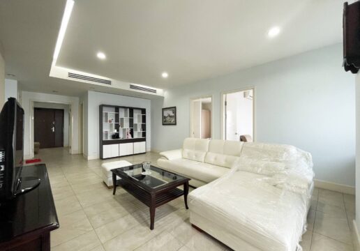 Fantastic 4BDs lakeview Golden Westlake apartment for rent (1)