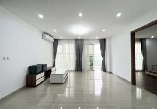 Spacious 3 bedrooms in L4 Ciputra for rent (1)