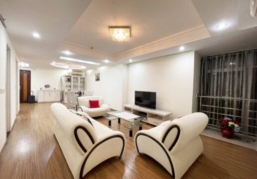 Attractive E5 apartment in Ciputra Hanoi for rent (1)