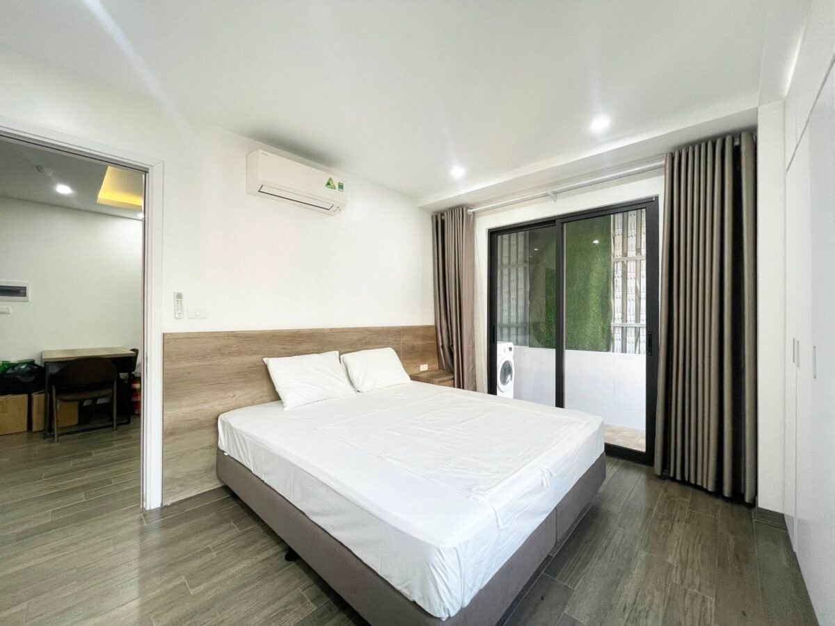 Splendid 1BD serviced apartment for rent in lane 20 Tay Ho Street (4)