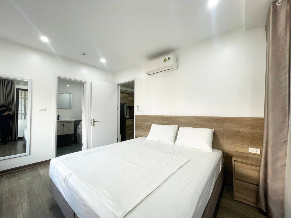 Splendid 1BD serviced apartment for rent in lane 20 Tay Ho Street (5)