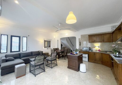 Unique triplex penthouse for rent in Westlake - No. 09 Dang Thai Mai Str (1)