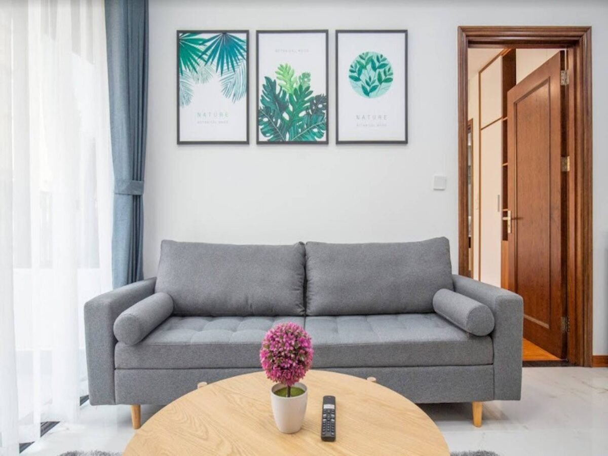 Vibrant apartment for rent in Lane 11, To Ngoc Van Str (8)