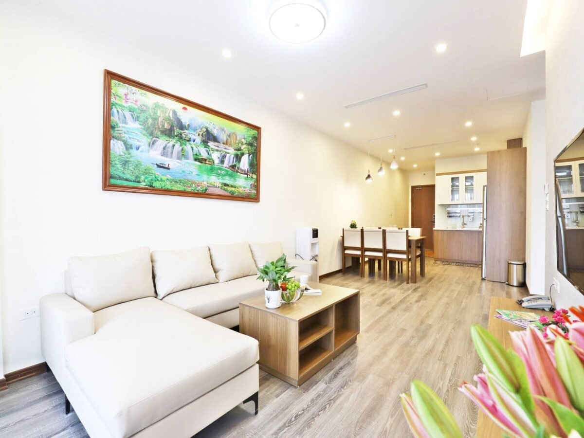 Charming 2 bedrooms in Tay Ho apartment for rent (3)