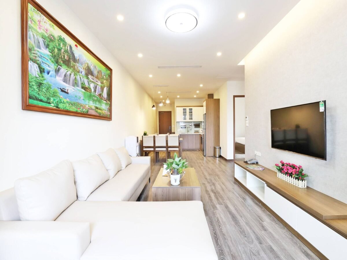 Charming 2 bedrooms in Tay Ho apartment for rent (4)