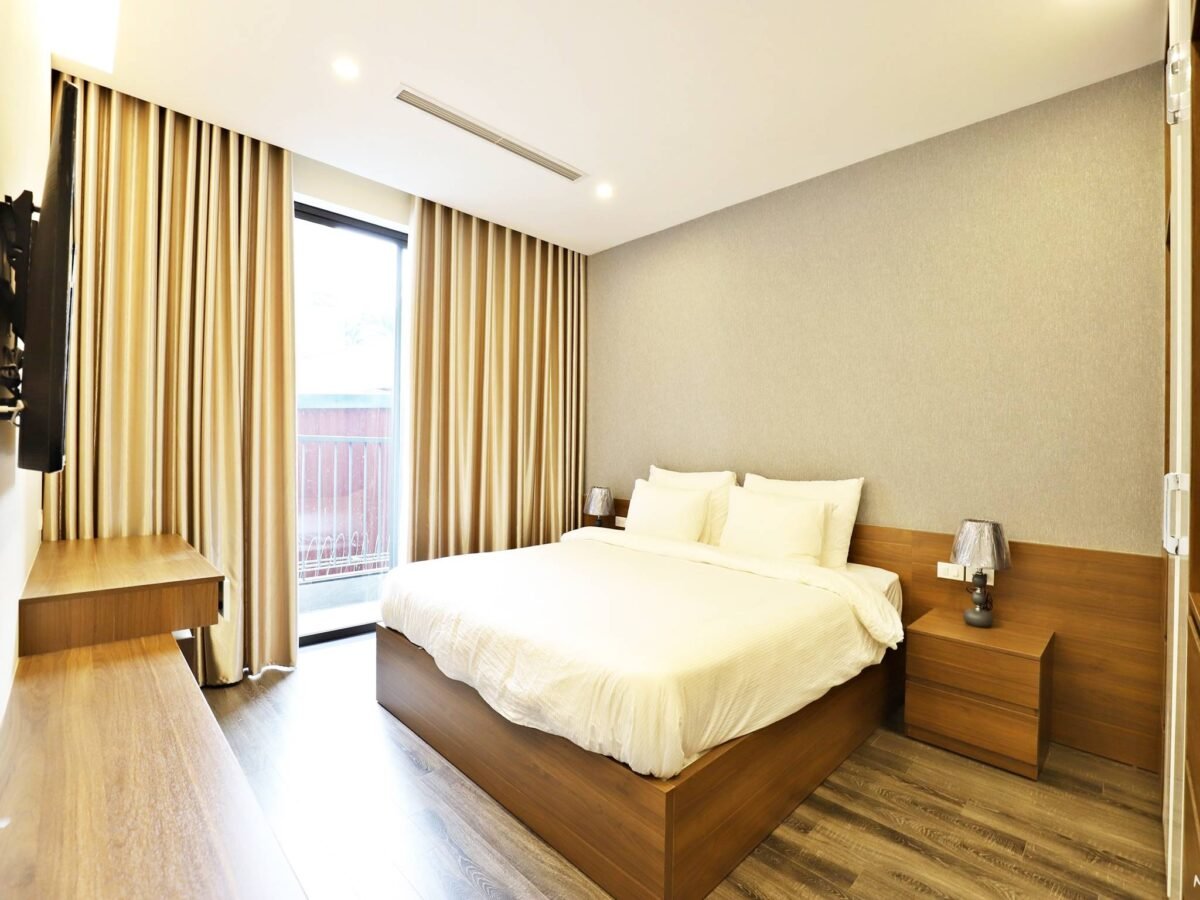 Cozy 1-bedroom serviced apartment in Tay Ho for rent (13)