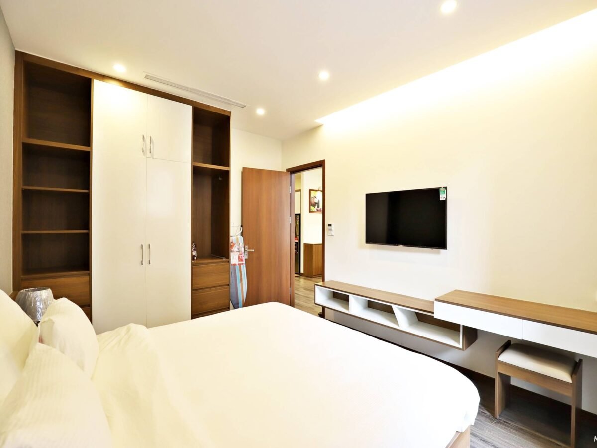 Cozy 1-bedroom serviced apartment in Tay Ho for rent (15)