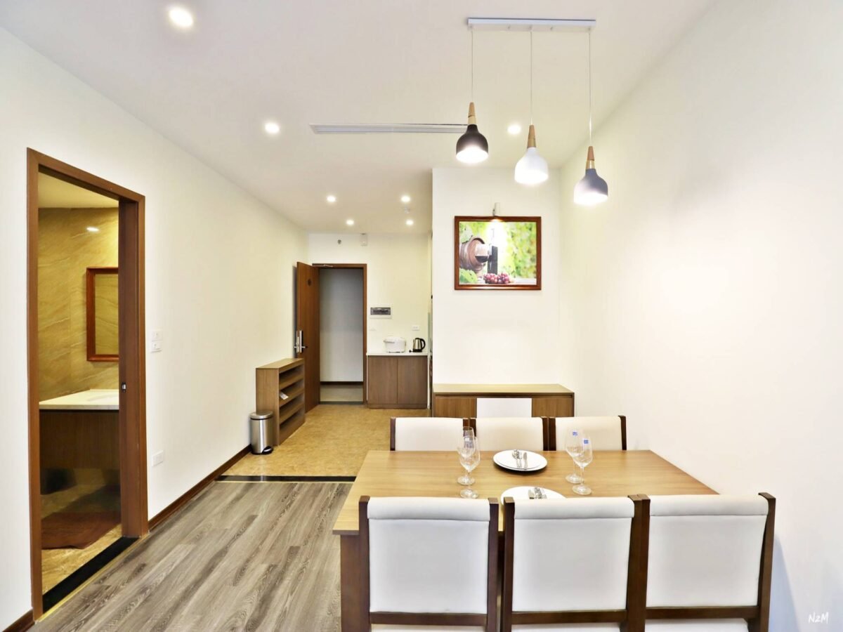 Cozy 1-bedroom serviced apartment in Tay Ho for rent (8)