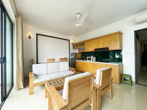 Cozy lakeview 2BDs apartment for rent in Tu Hoa Str, Westlake area (1)