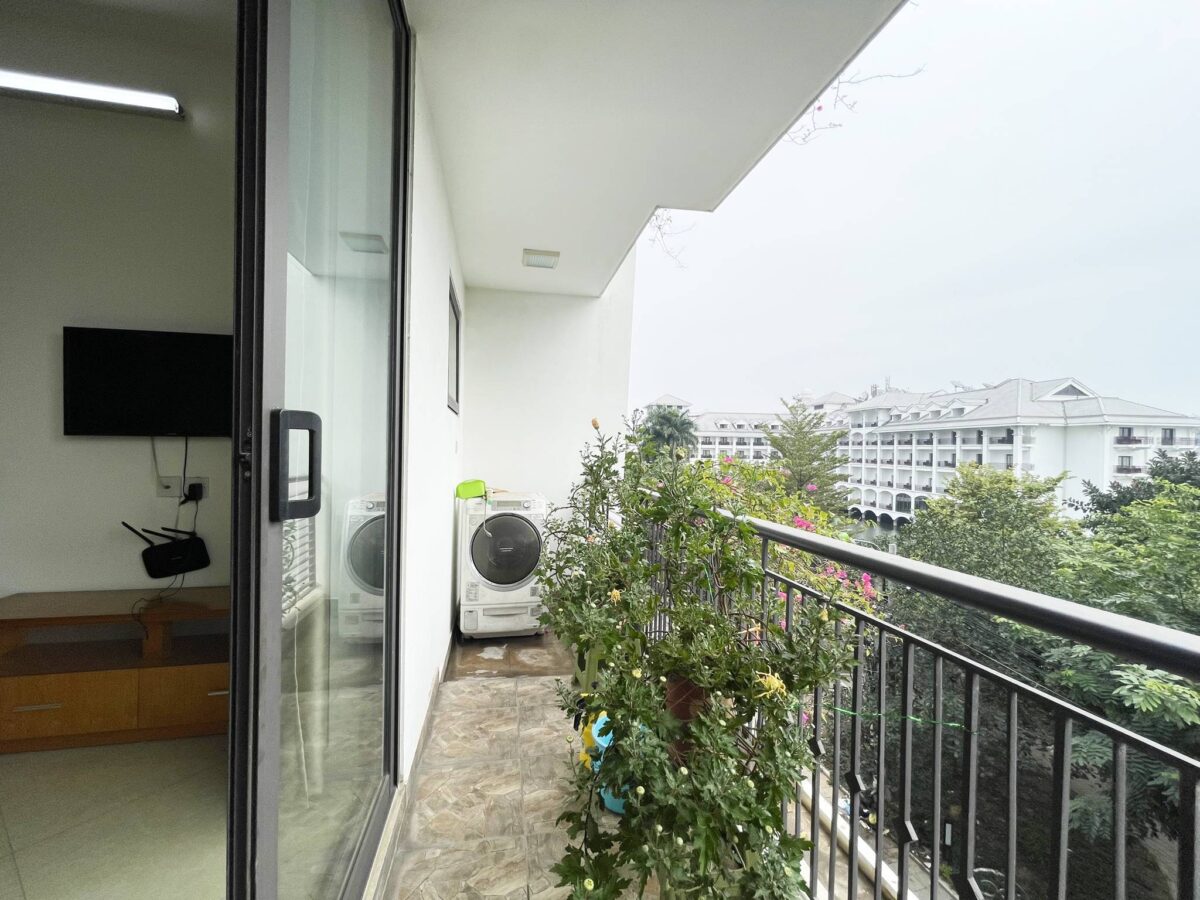 Cozy lakeview 2BDs apartment for rent in Tu Hoa Str, Westlake area (11)