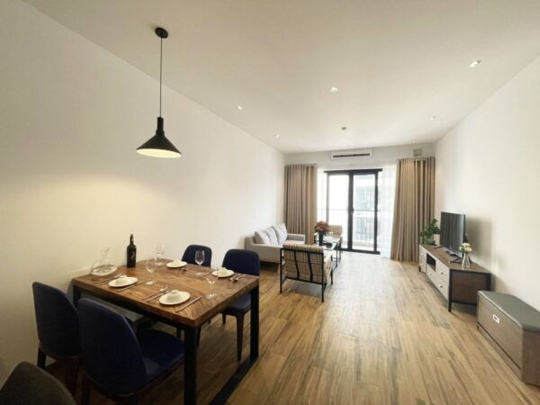 Gorgeous 2 bedrooms in Tu Hoa for rent - Westlake Housing (2)