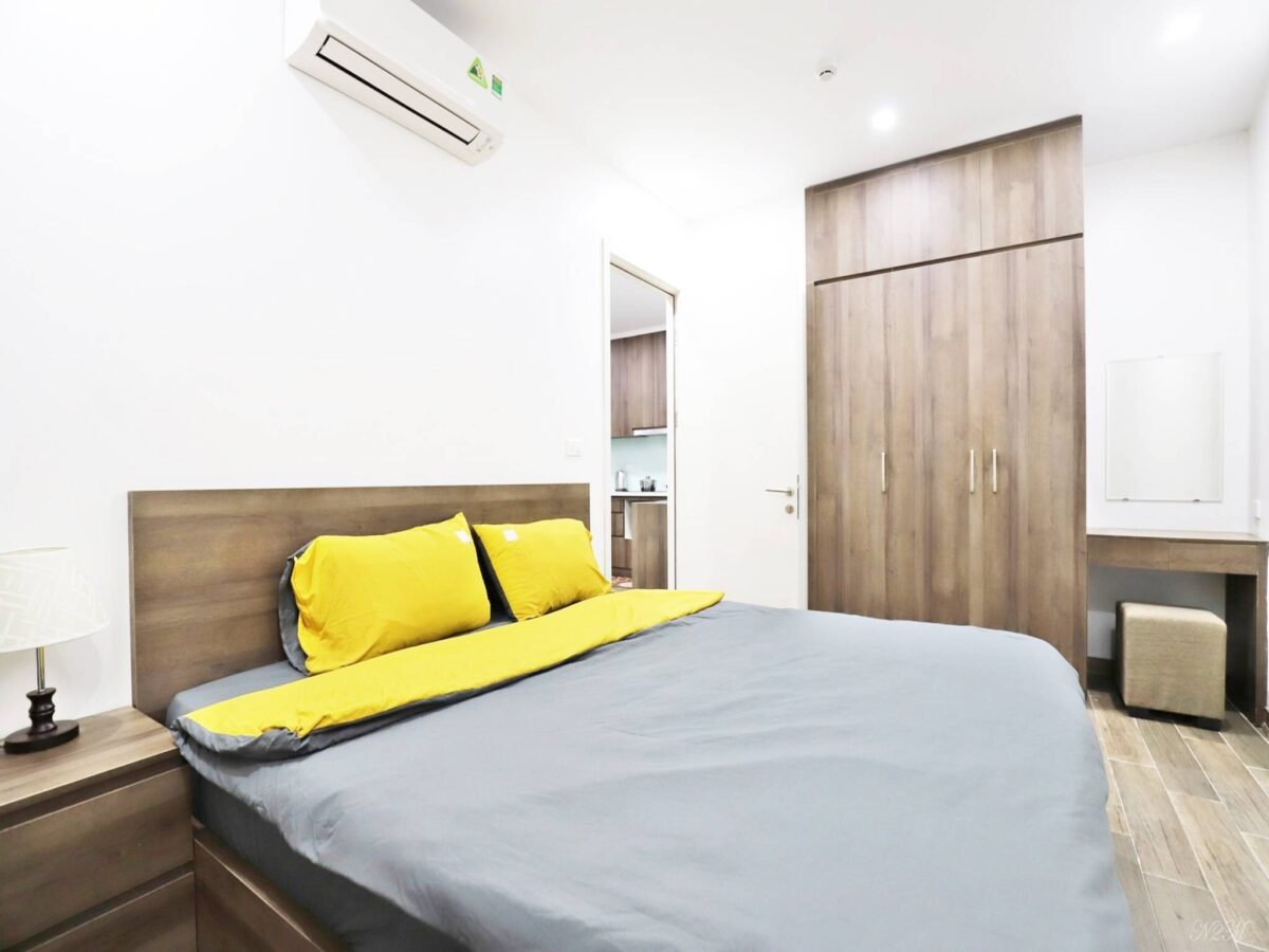 Reasonable 1-bedroom serviced apartment in To Ngoc Van for rent (6)