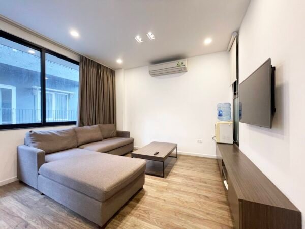 Reasonable pricing 2BDs apartment for rent in Lane 32 To Ngoc Van (1)