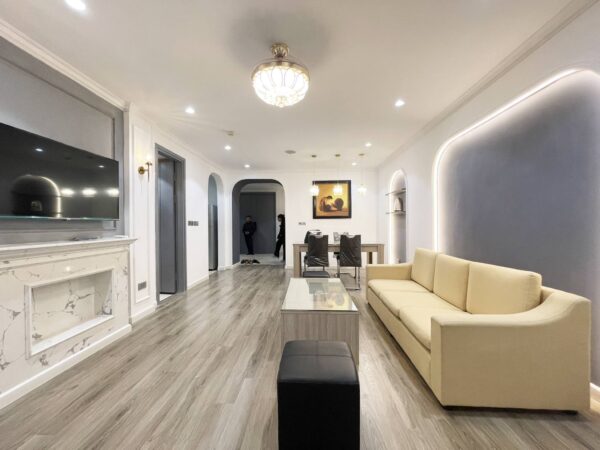 Beautiful 3-bedroom apartment for rent in L1 Ciputra (2)