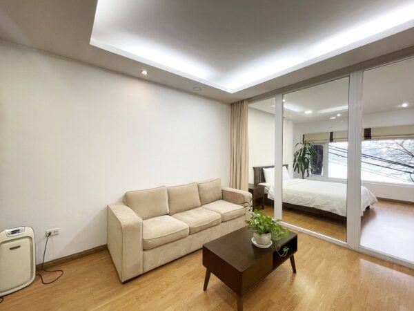 Bright 1BD apartment for rent in Pham Huy Thong with an awesome lakeview (2)