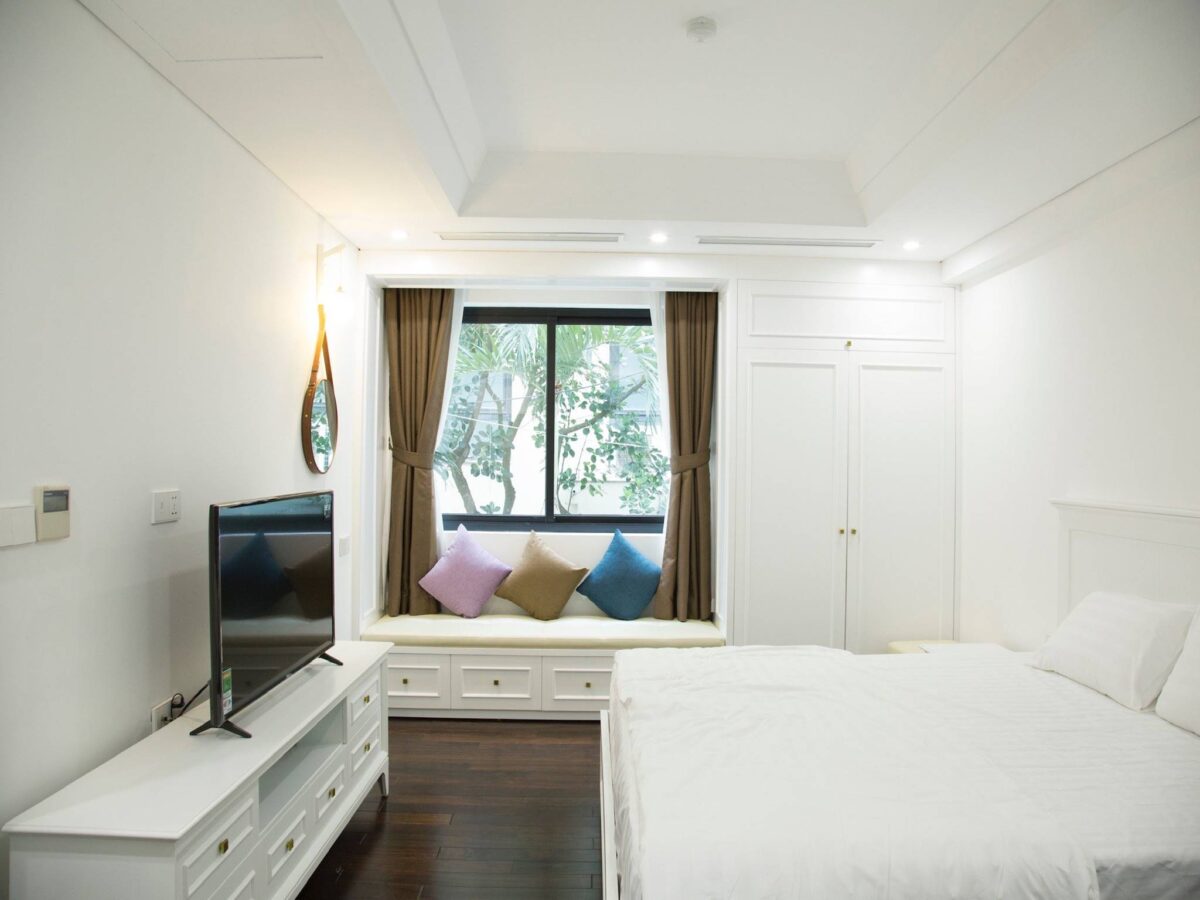 Elegant 1 bedroom apartment for rent in Westlake Hanoi (11)