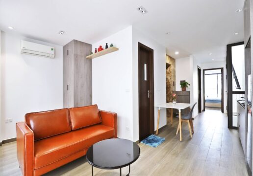 Incredible 1-bedroom apartment in Au Co Str, Tay Ho Distr for rent (1)