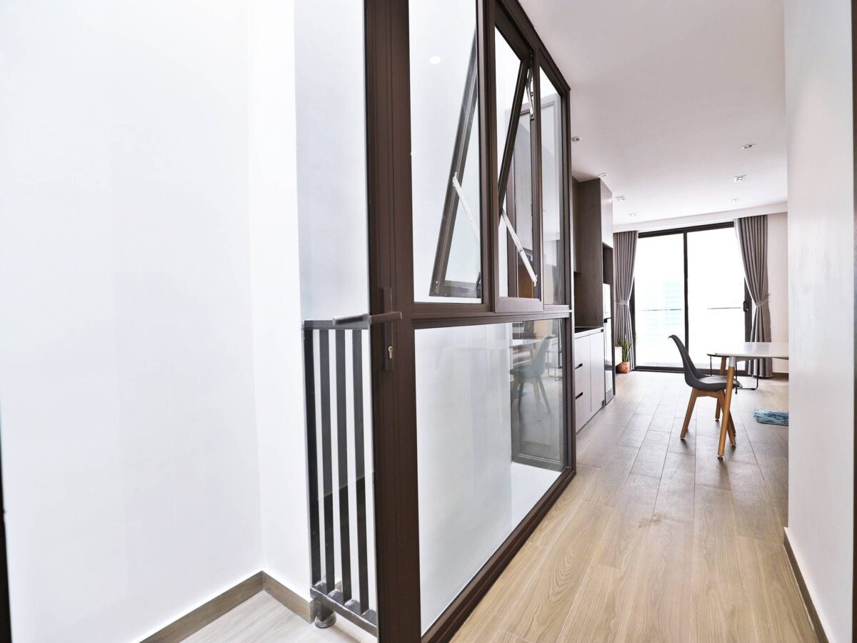 Incredible 1-bedroom apartment in Au Co Str, Tay Ho Distr for rent (6)