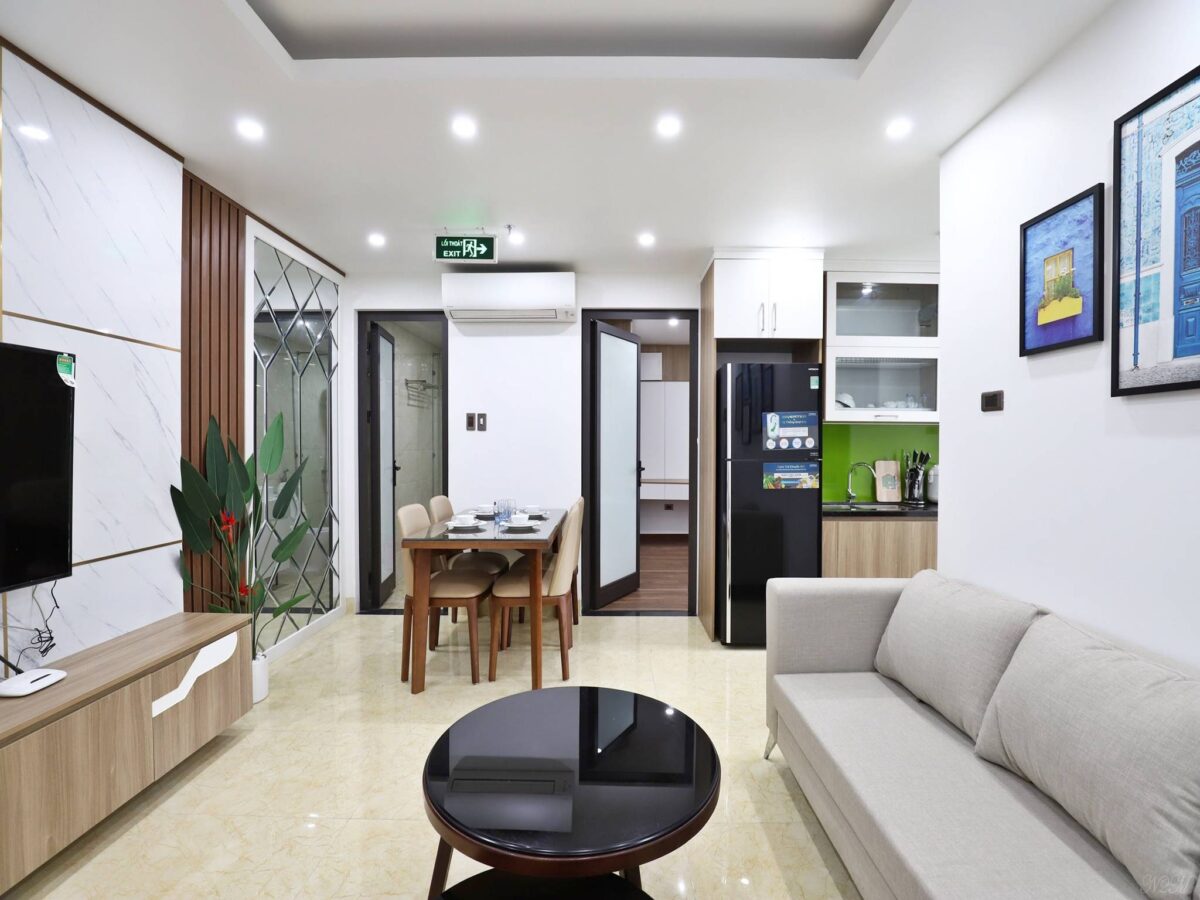 Modern 2-bedroom apartment for rent in Xuan La Street, Tay Ho District, Hanoi (3)