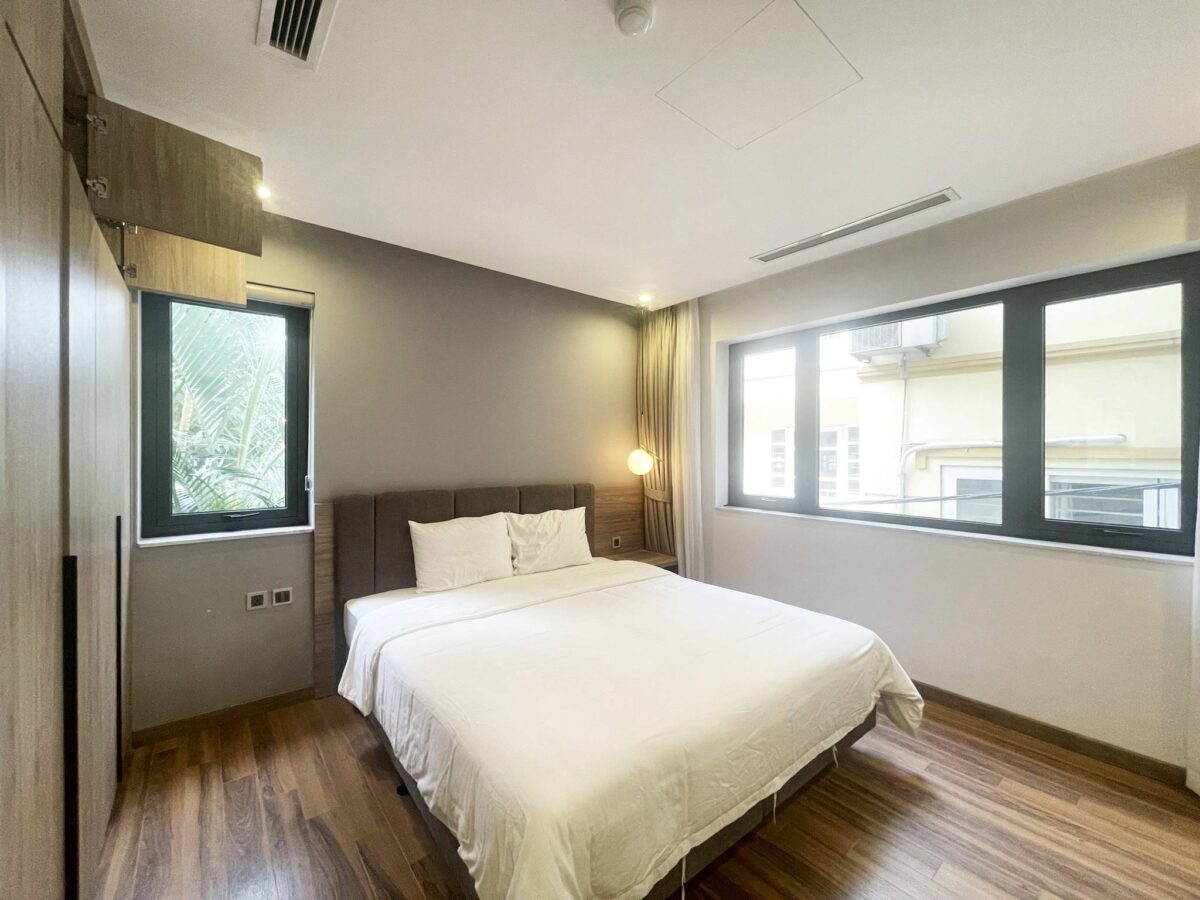 Spacious 2-bedroom serviced apartment in Tu Hoa, Tay Ho, Hanoi for rent (11)