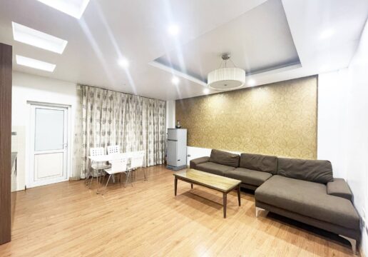 Very cheap 2BHK apartment in Dang Thai Mai for rent (1)