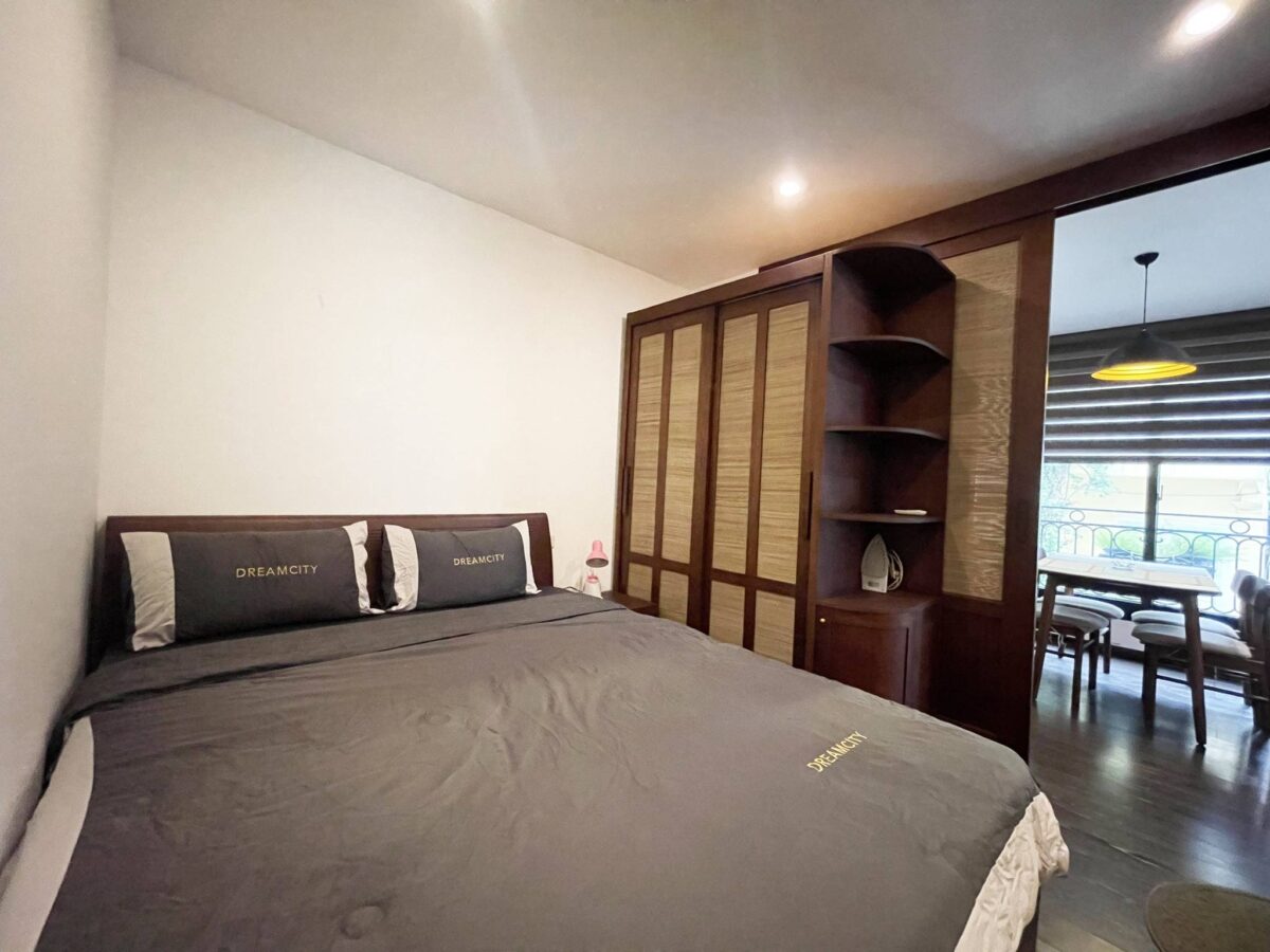 Well renovated 2BDs apartment for rent in Xuan Dieu, Tay Ho, Hanoi (11)