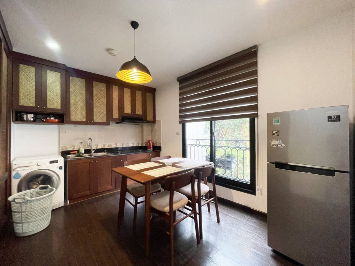 Well renovated 2BDs apartment for rent in Xuan Dieu, Tay Ho, Hanoi (9)