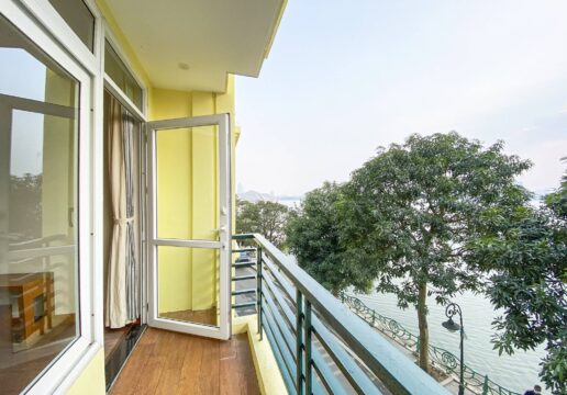 Amazing lakeview and huge 2 bedrooms for rent in Tu Hoa, Tay Ho, Hanoi (1)