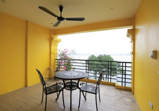 Beautiful whole lakeview apartment with 3 bedrooms for rent in Tu Hoa, Tay Ho Westlake (1)