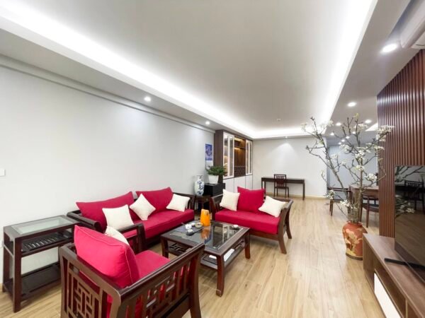 Brand new and spacious 4-bedroom apartment in P1 Ciputra for rent (1)