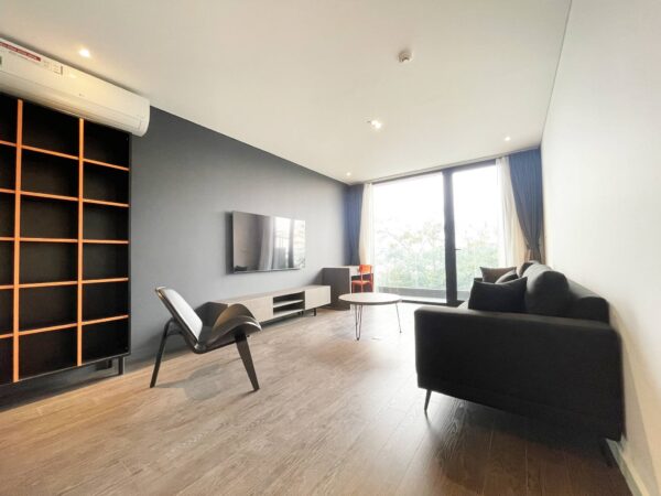 Exclusive 2-bedroom duplex apartment in Truc Bach for rent (1)