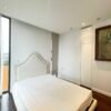 Fantastic artistic 3BDs serviced apartment in Xuan Dieu for rent (22)