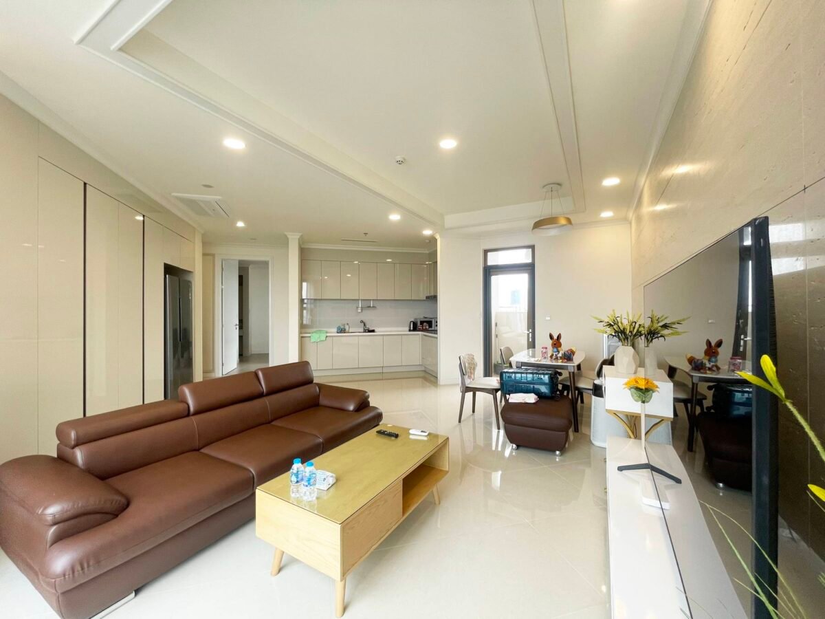 Modern 3 bedrooms in Starlake Tay Ho Tay for rent (1)