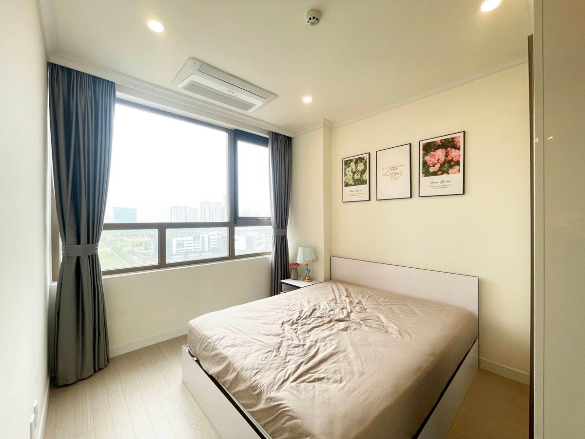 Modern 3 bedrooms in Starlake Tay Ho Tay for rent (14)