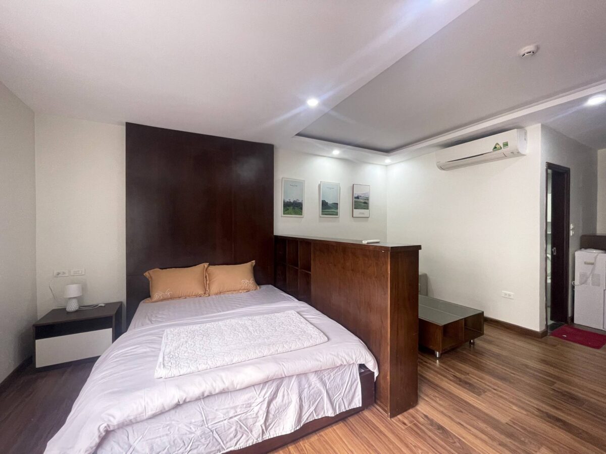 Nice studio for rent in To Ngoc Van Street, Tay Ho District, Hanoi (3)