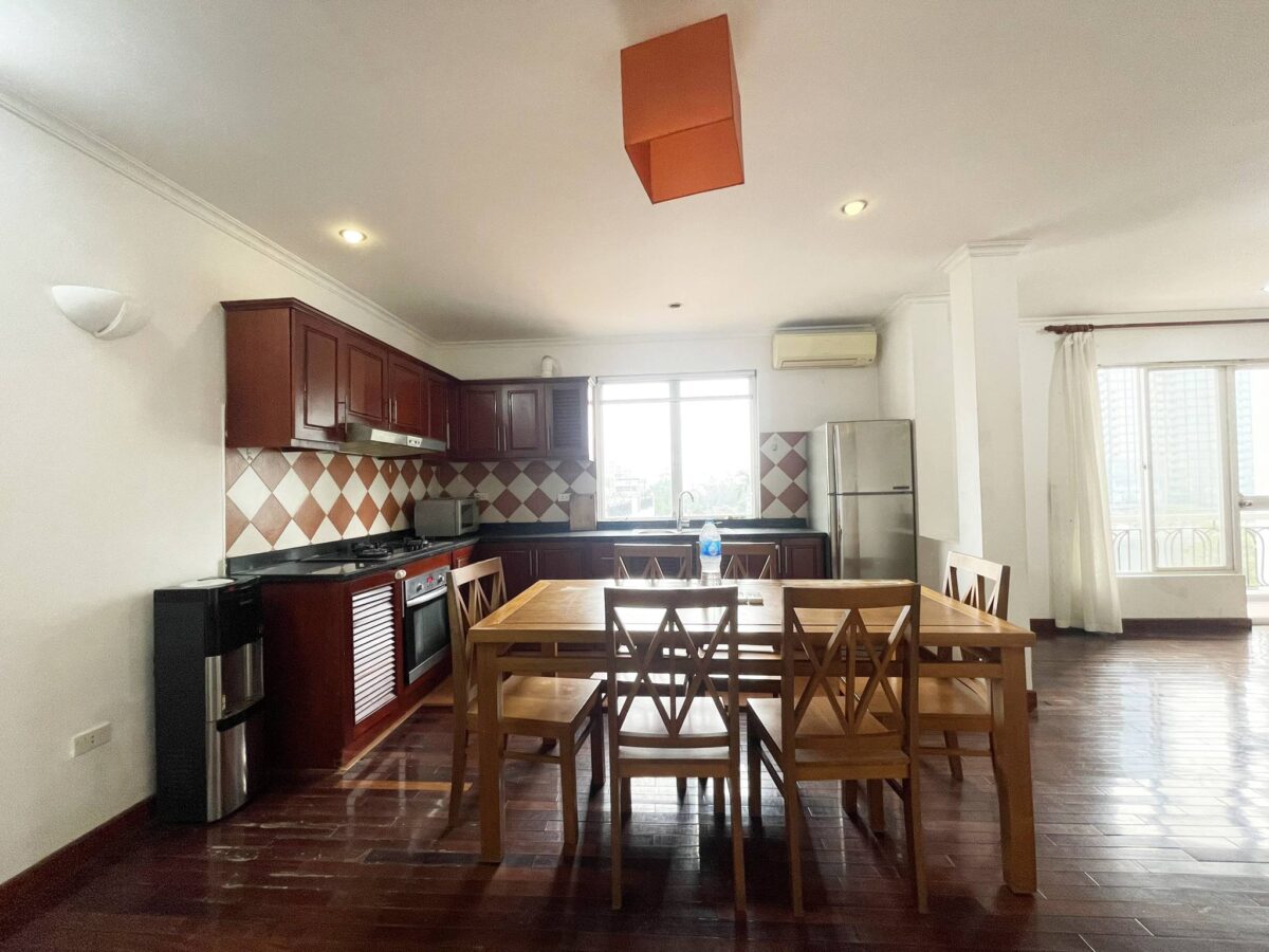 Spacious 2-bedroom apartment for rent in To Ngoc Van (6)