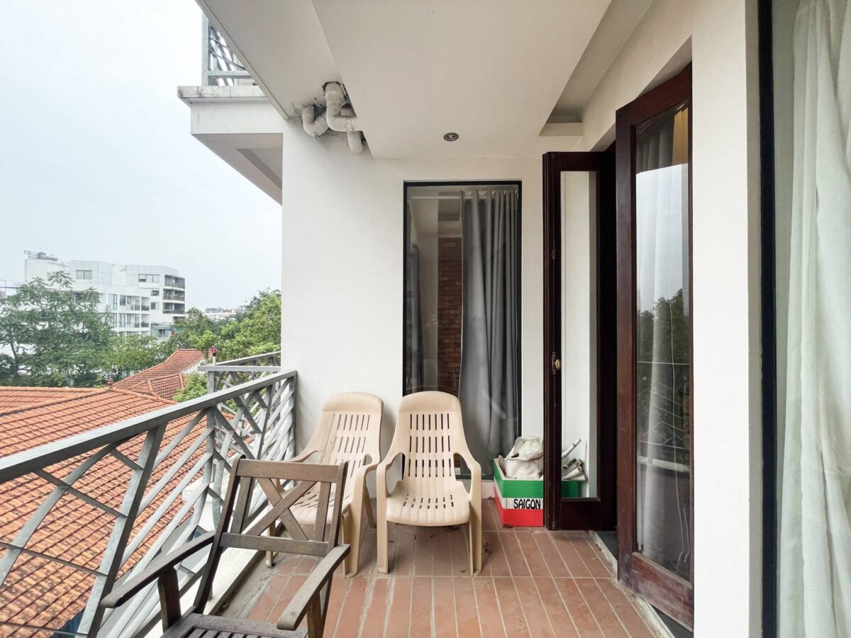 Super cheap - super spacious 2BDs serviced apartment for rent in Tay Ho (14)