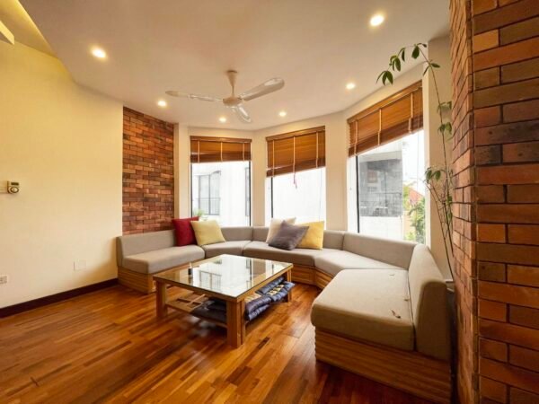 Super cheap - super spacious 2BDs serviced apartment for rent in Tay Ho (2)
