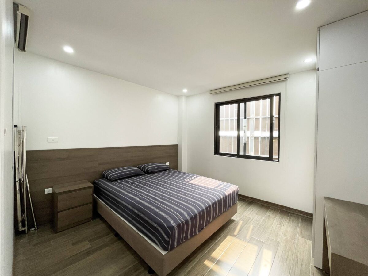 Very airy 2-bedroom serviced apartment for rent in Tay Ho street, Westlake Hanoi (11)