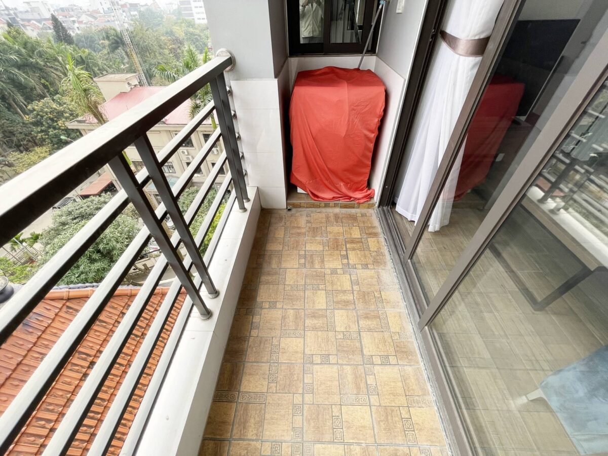 Very airy 2-bedroom serviced apartment for rent in Tay Ho street, Westlake Hanoi (16)