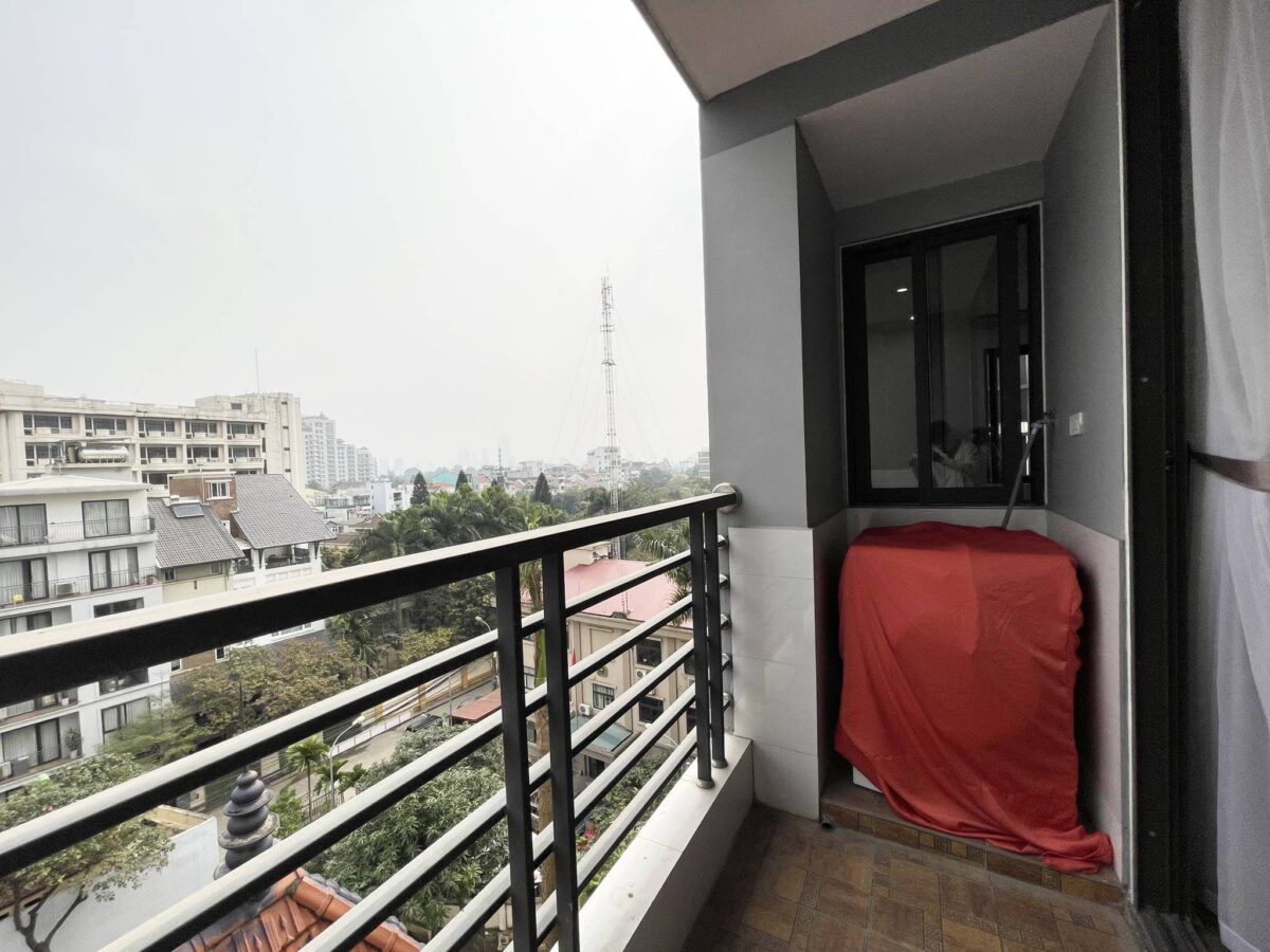 Very airy 2-bedroom serviced apartment for rent in Tay Ho street, Westlake Hanoi (18)