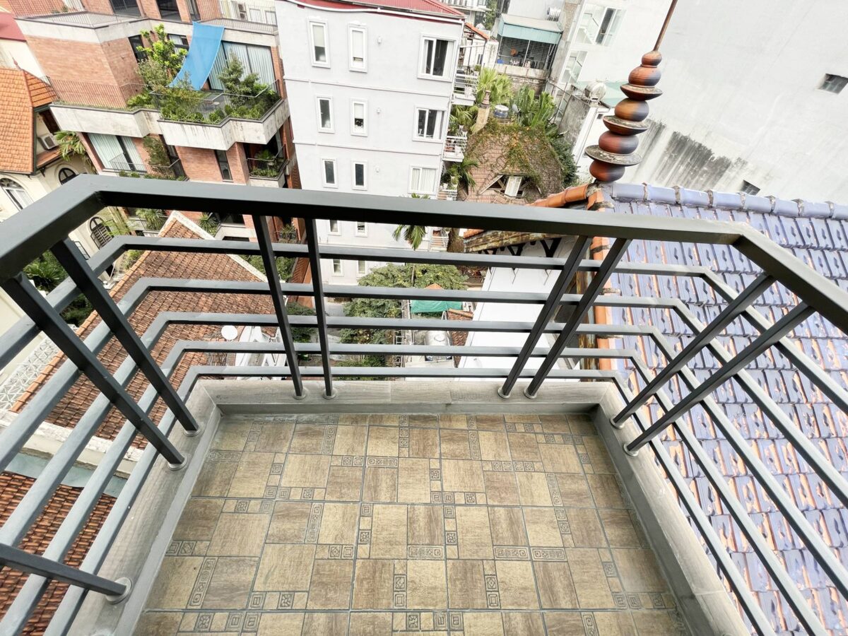 Very airy 2-bedroom serviced apartment for rent in Tay Ho street, Westlake Hanoi (19)