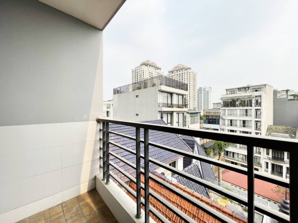 Very airy 2-bedroom serviced apartment for rent in Tay Ho street, Westlake Hanoi (20)