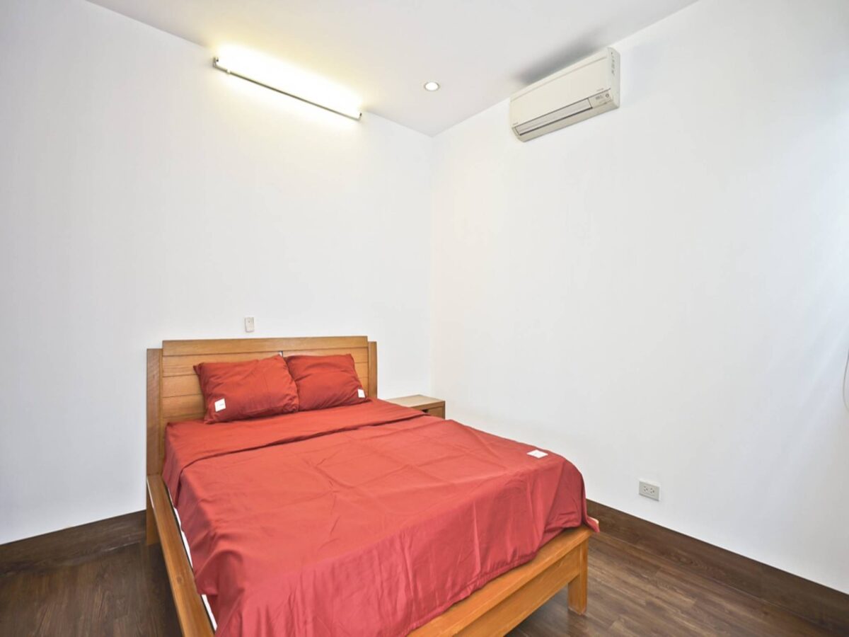 Very cheap 2-bedroom 1-bathroom apartment in Au Co for rent (10)