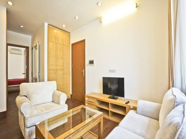 Very cheap 2-bedroom 1-bathroom apartment in Au Co for rent (2)