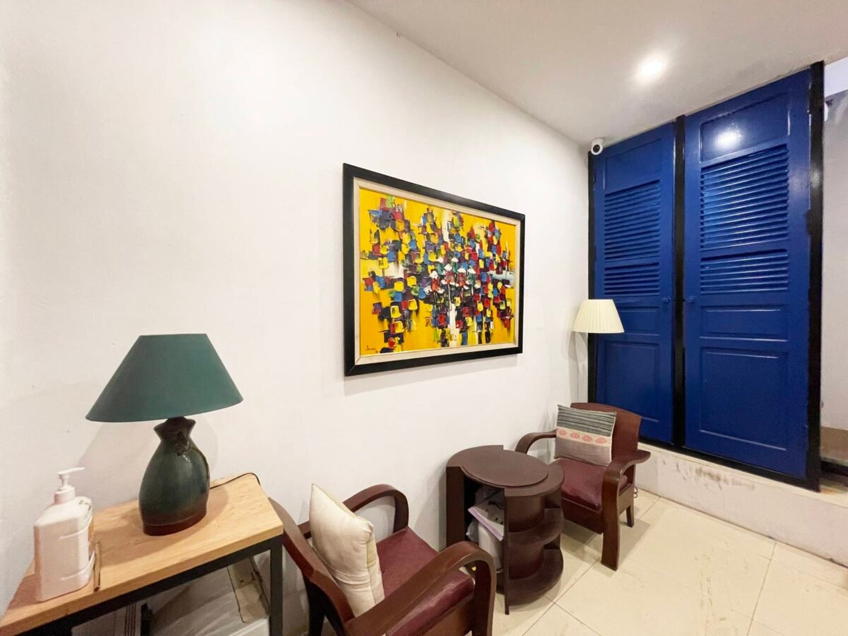 Beautiful artistic 6-story house in Hanoi for rent (32)