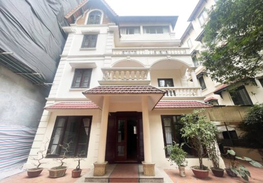 Discover the charm of Tay Ho Villa in Hanoi for rent (1)